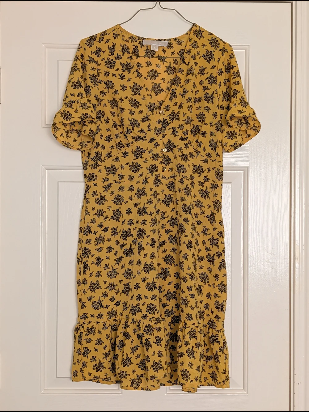 Bundle of women's medium dresses